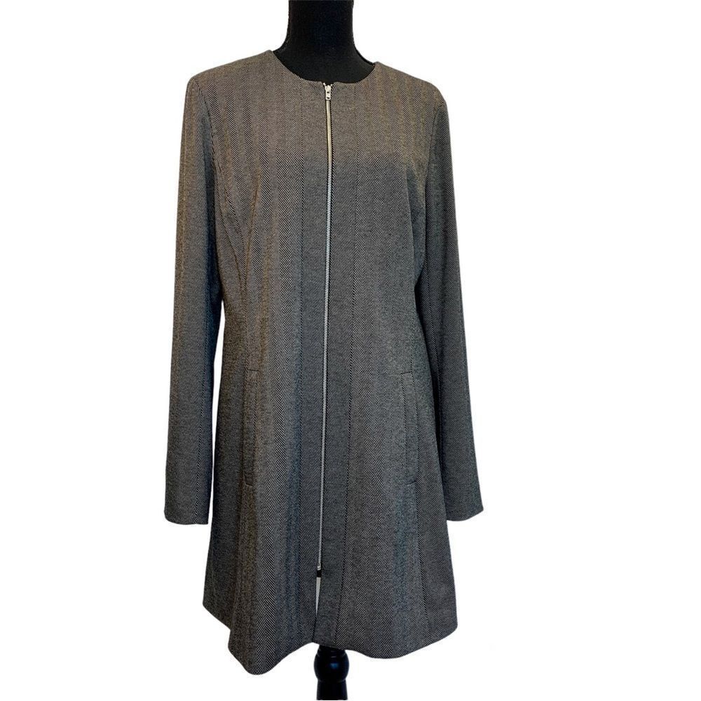 TOBIAS black herringbone long sleeve blazer coat zipper front Sz 10 NWOT